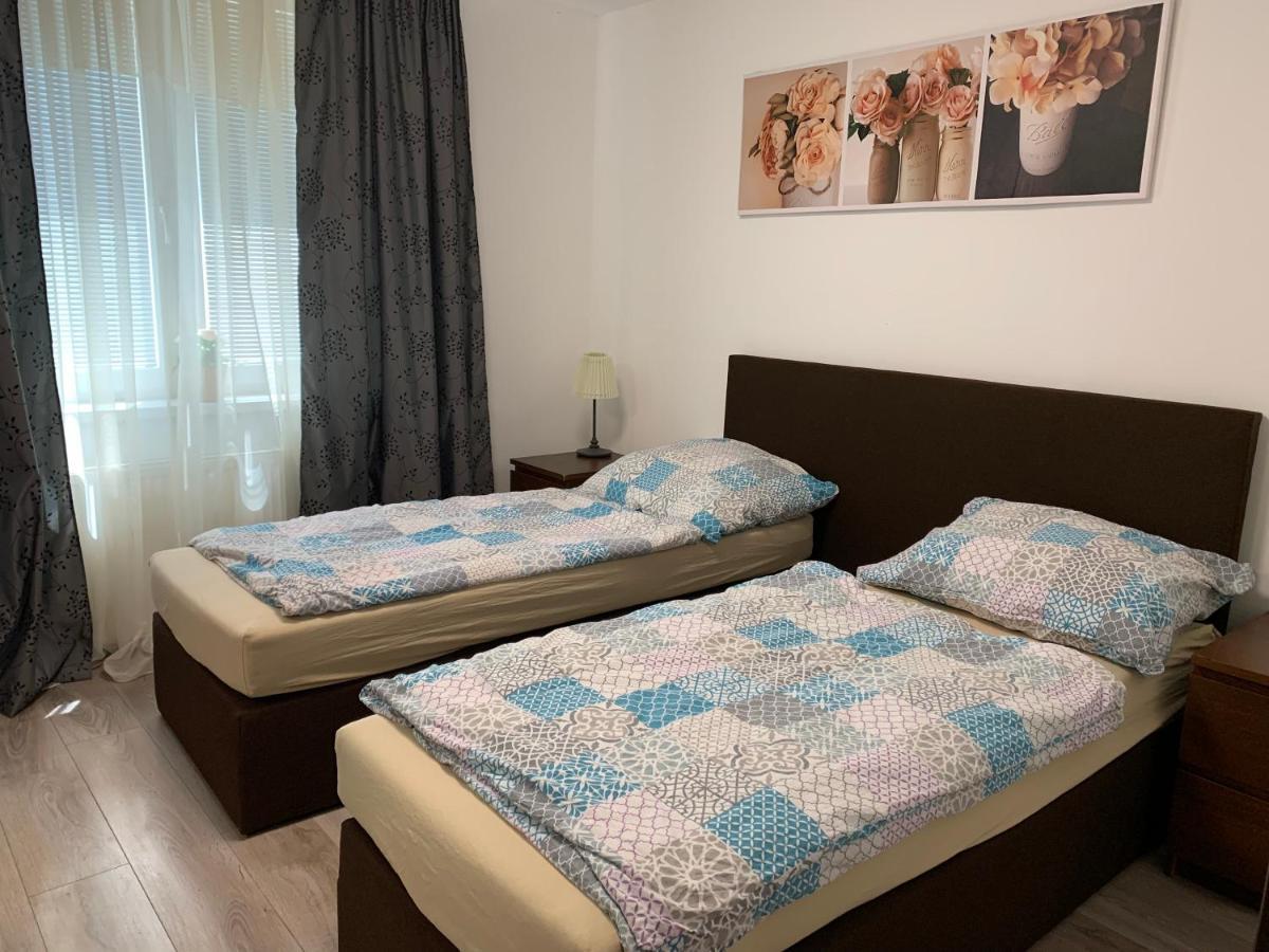 Apartament Tt10 Botanicka 트르나바 외부 사진
