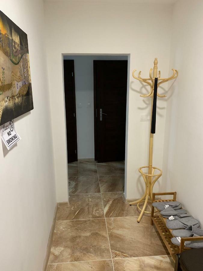 Apartament Tt10 Botanicka 트르나바 외부 사진